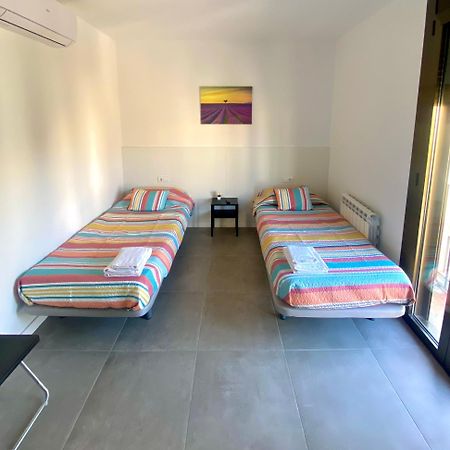 Hostal La Masia Manresa Kültér fotó